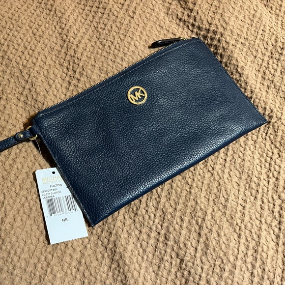 Michael Kors Navy Wristlet with Gold Accents - Picture 1 of 4